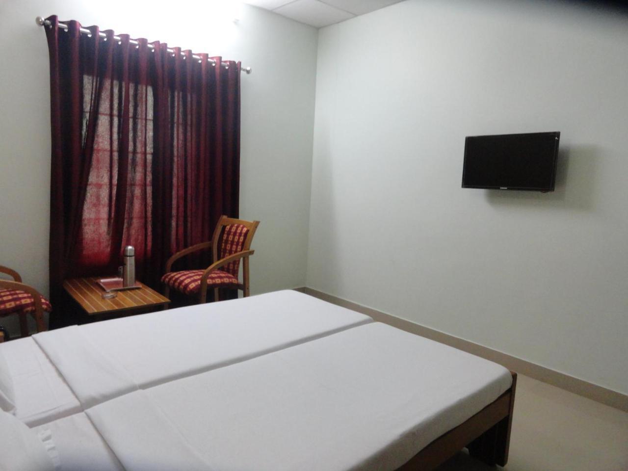 Hotel Madikeri Heritage Exterior photo
