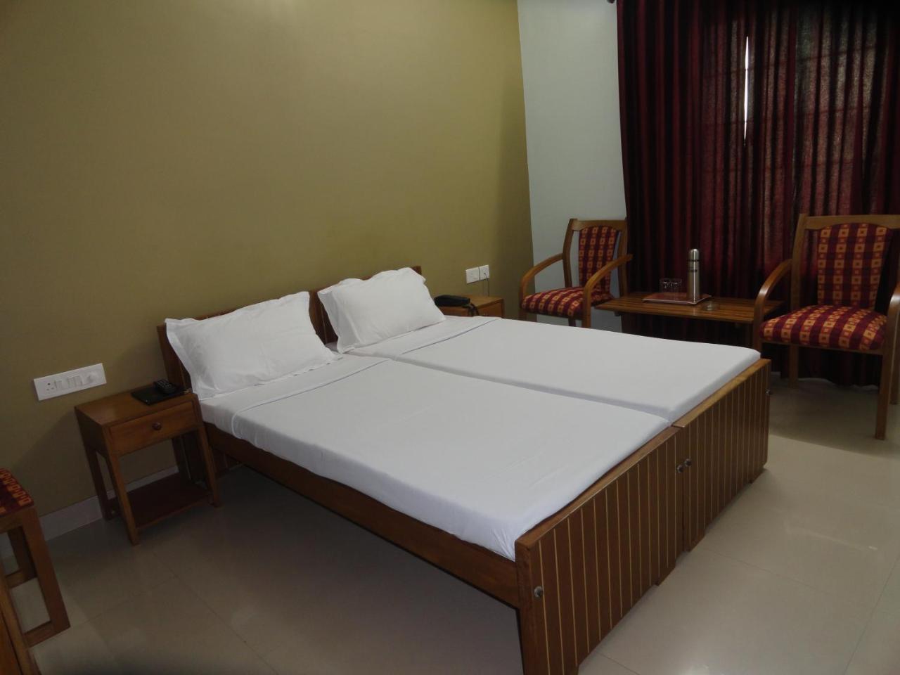 Hotel Madikeri Heritage Exterior photo