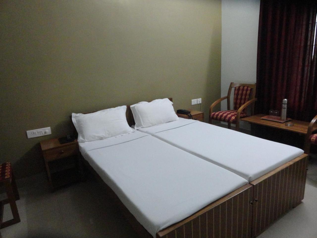 Hotel Madikeri Heritage Exterior photo